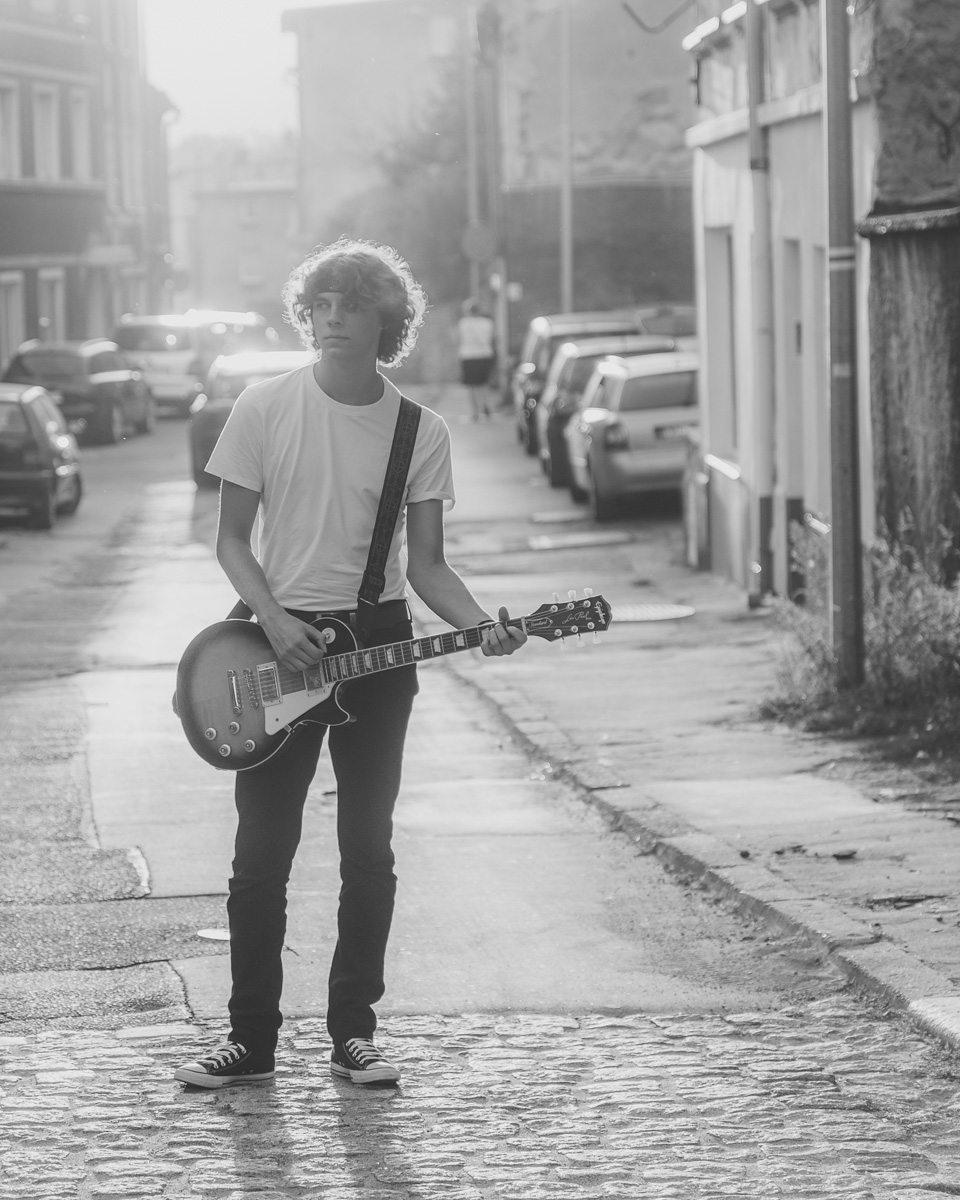 sesja z gitarą bez pozowania